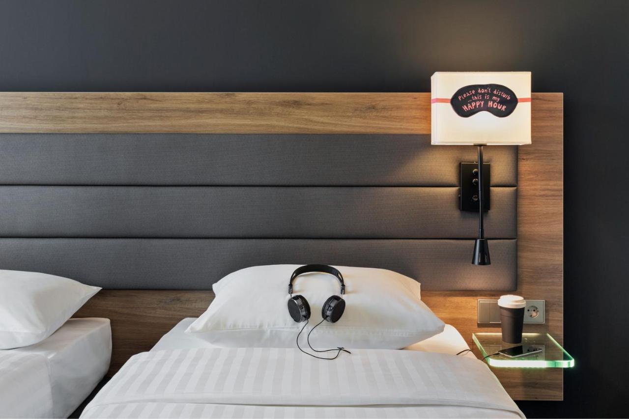 Moxy Sydhavnen 3* København